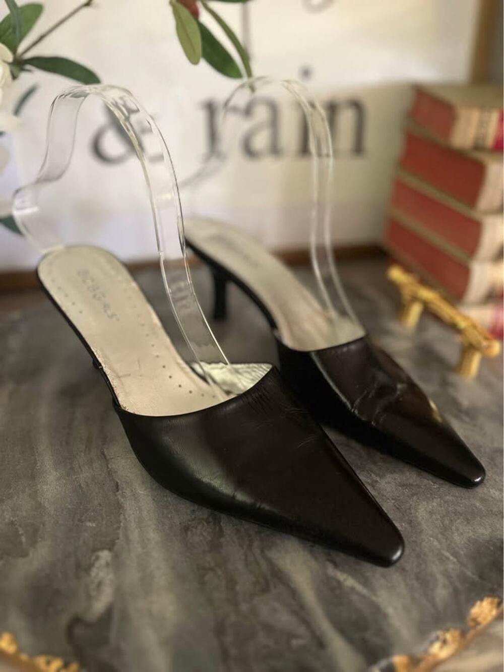 Vintage Y2K BCBGirls Black Pointy Toe Kitten Heel Mules 7 Leather 90s Dsrk Fairy
